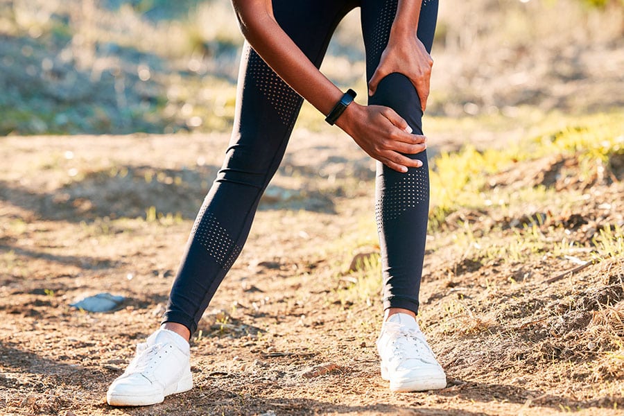 early symptoms of iliotibial band friction syndrome